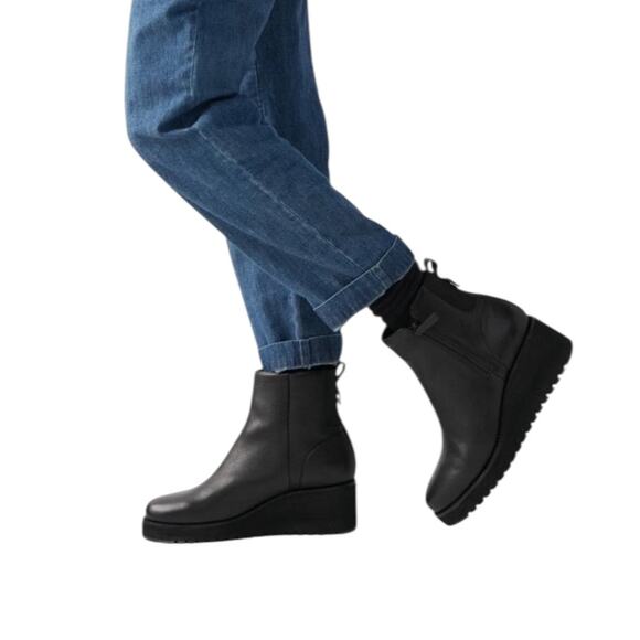 NWOT Cole Haan ZERØGRAND City Wedge Chelsea Black Boots – Sz 9.5B - Picture 1 of 10